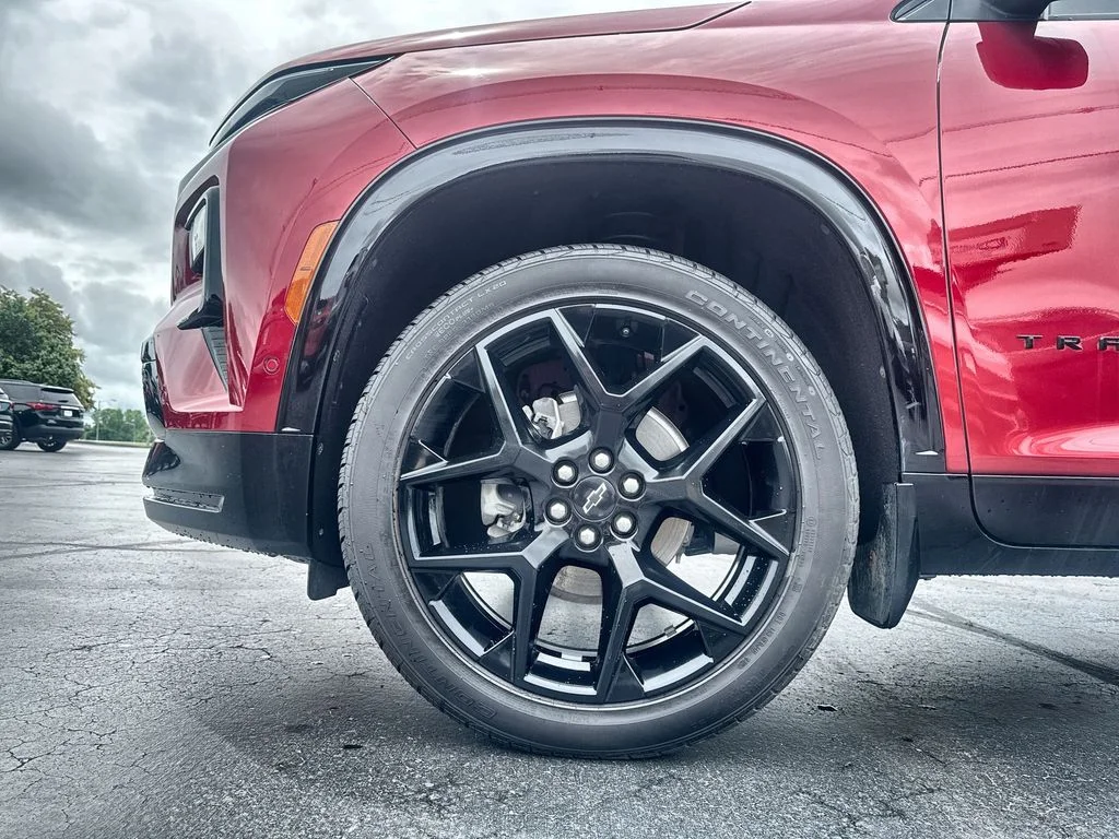 Used 2025 Red Chevrolet RS image 10