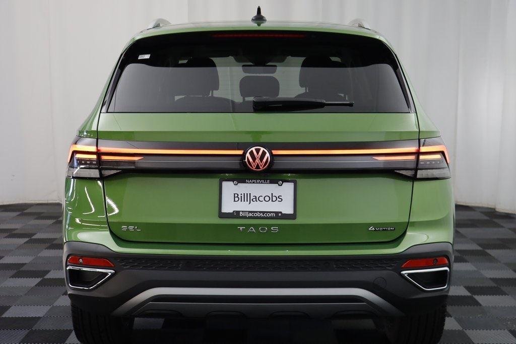 2025 Volkswagen Taos SEL - Photo 16