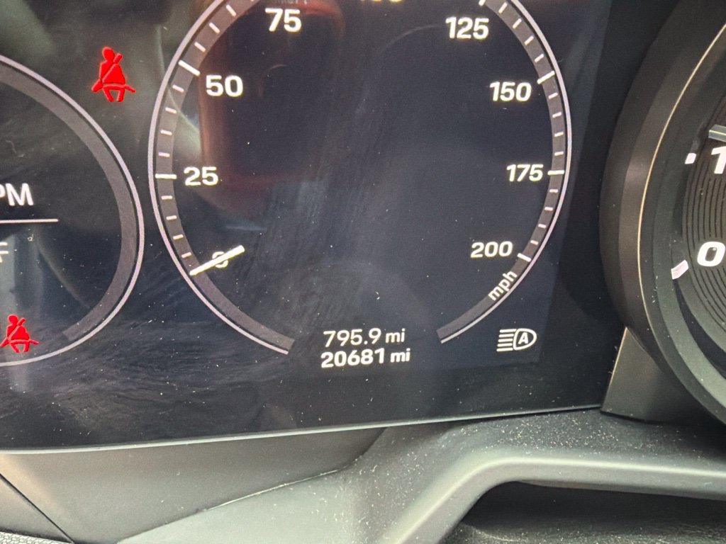 Used 2020  Porsche Carrera 4S image 6