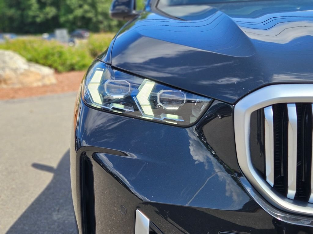 Certified Used 2026 Black Sapphire Metallic BMW xDrive50e image 9