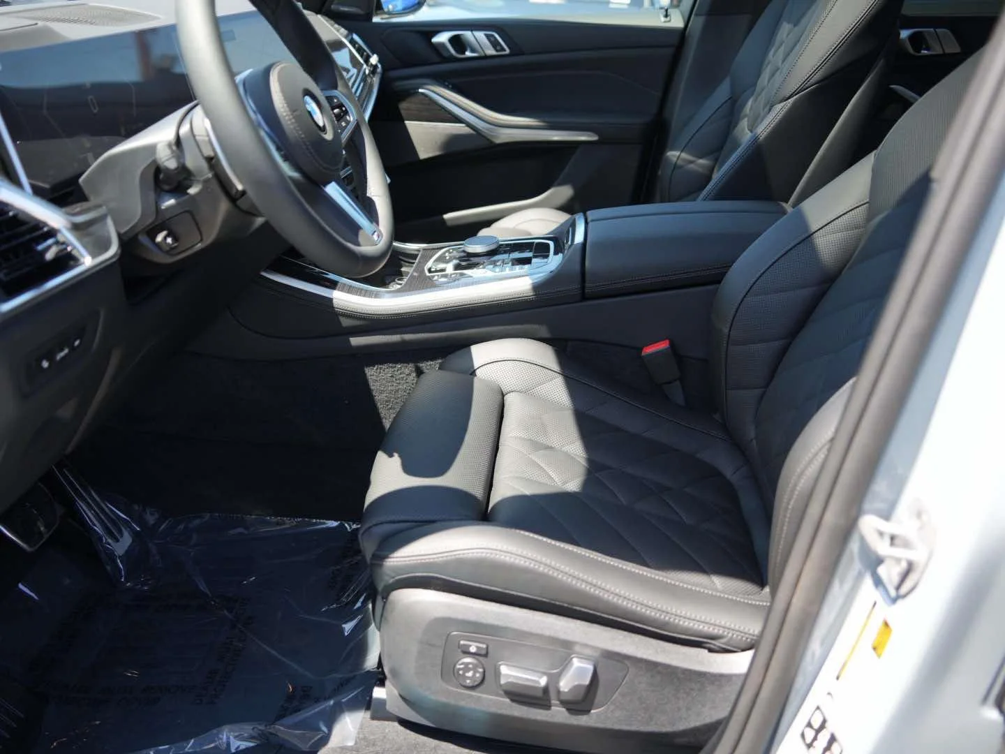 New 2026 Brooklyn Grey Metallic BMW xDrive40i image 15