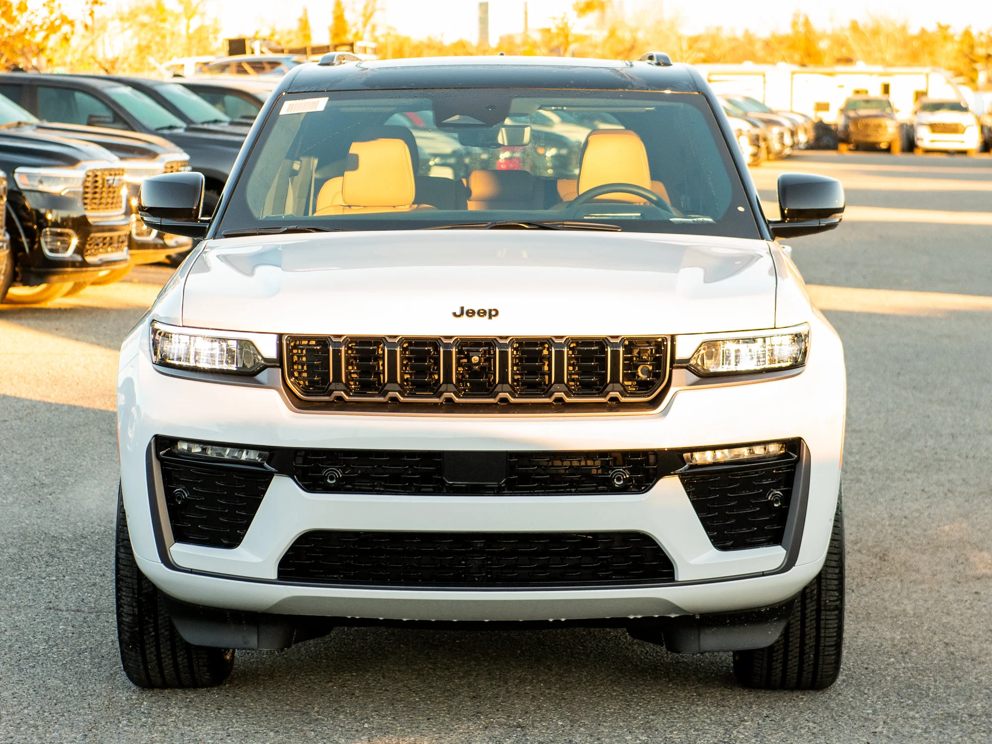 Used 2026 White Jeep Summit* Obsidian 4x4, Massage Seats, Night Vision, FULLY LOADED! image 8