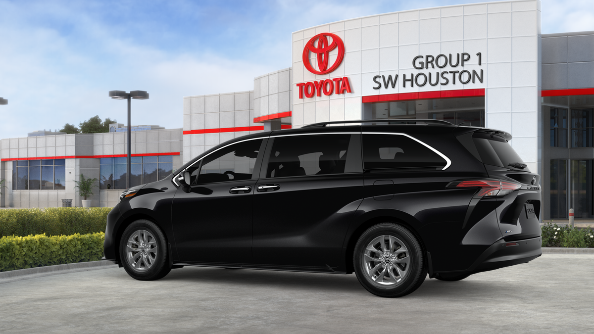 New 2026 Midnight Black Metallic Toyota XLE image 5