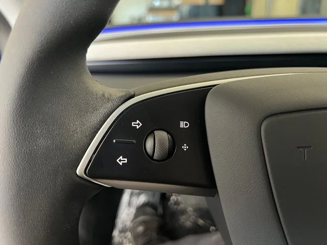 Used 2025 Blue Tesla Standard image 33