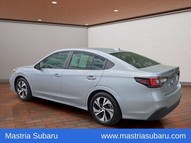 Used 2025 Ice Silver Metallic Subaru Premium image 30