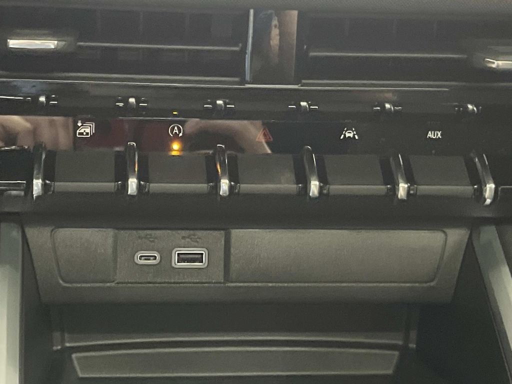 2026 Chevrolet Colorado Z71 - Photo 22