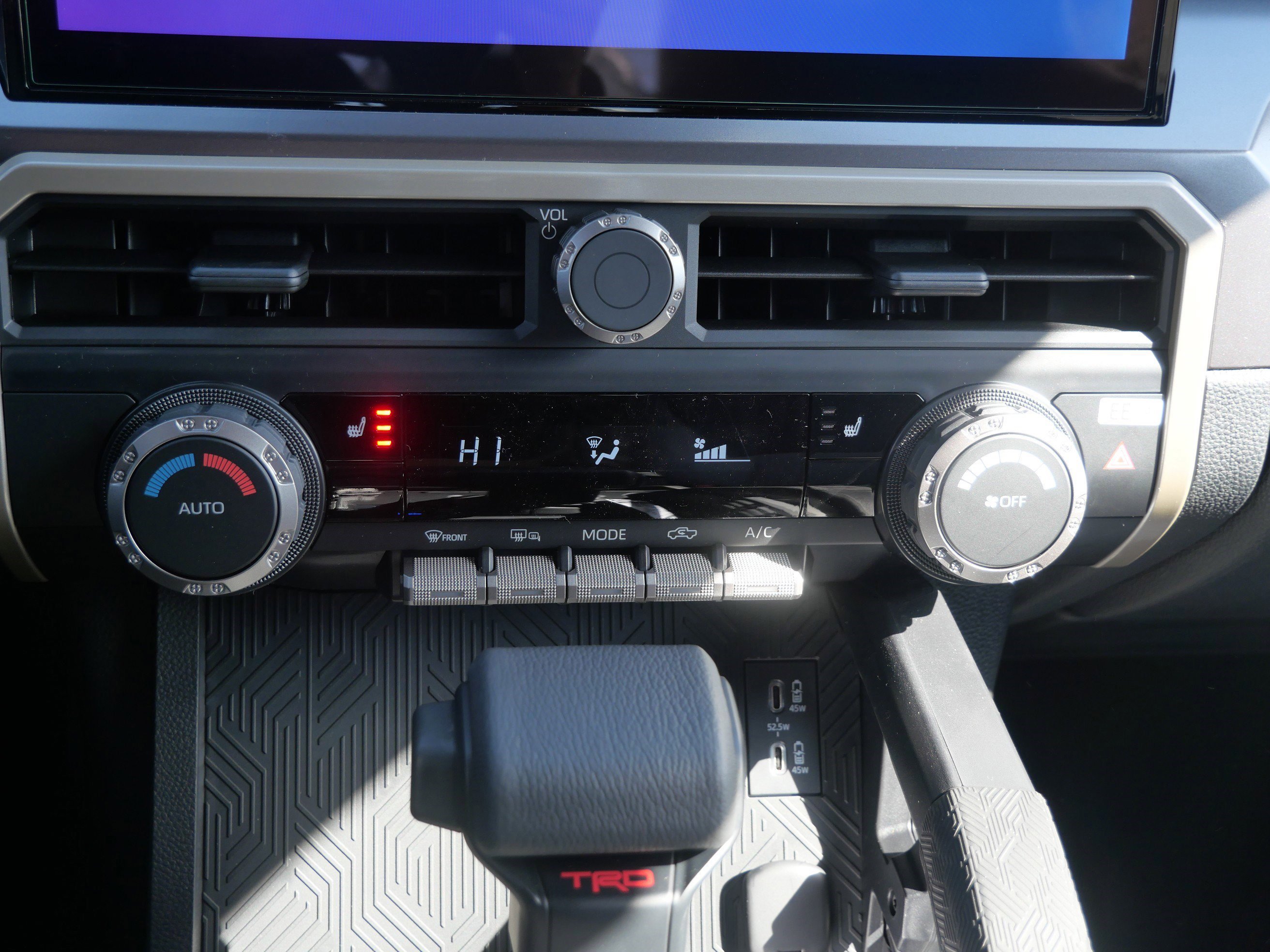 2026 Toyota Tacoma TRD Off Road - Photo 10