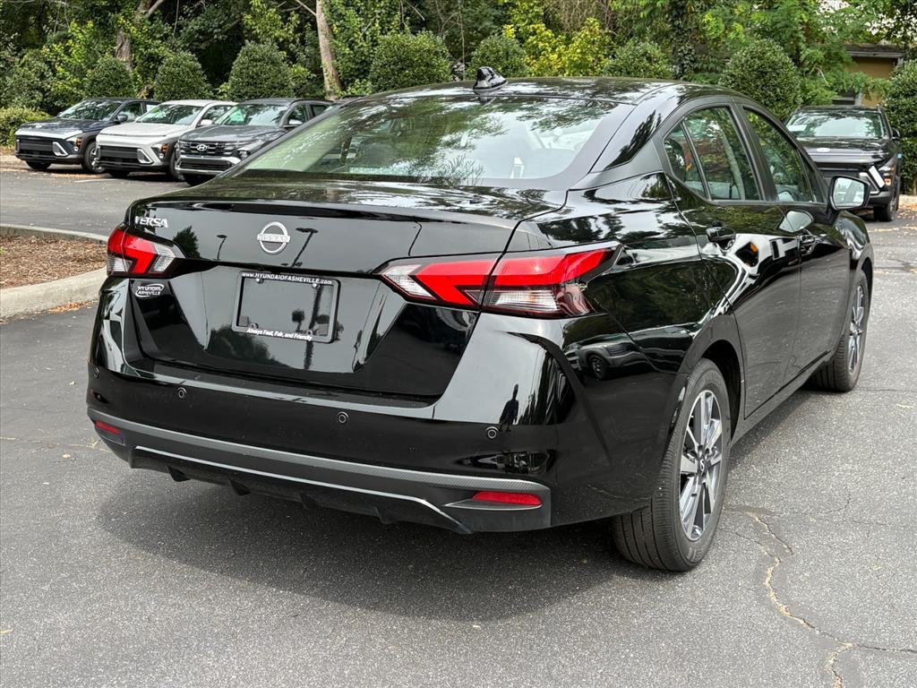 2025 Nissan Versa Sedan SV - Photo 6