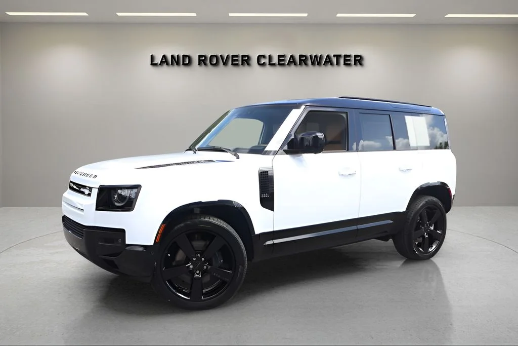 New 2026 Fuji White Land Rover X-Dynamic SE image 1