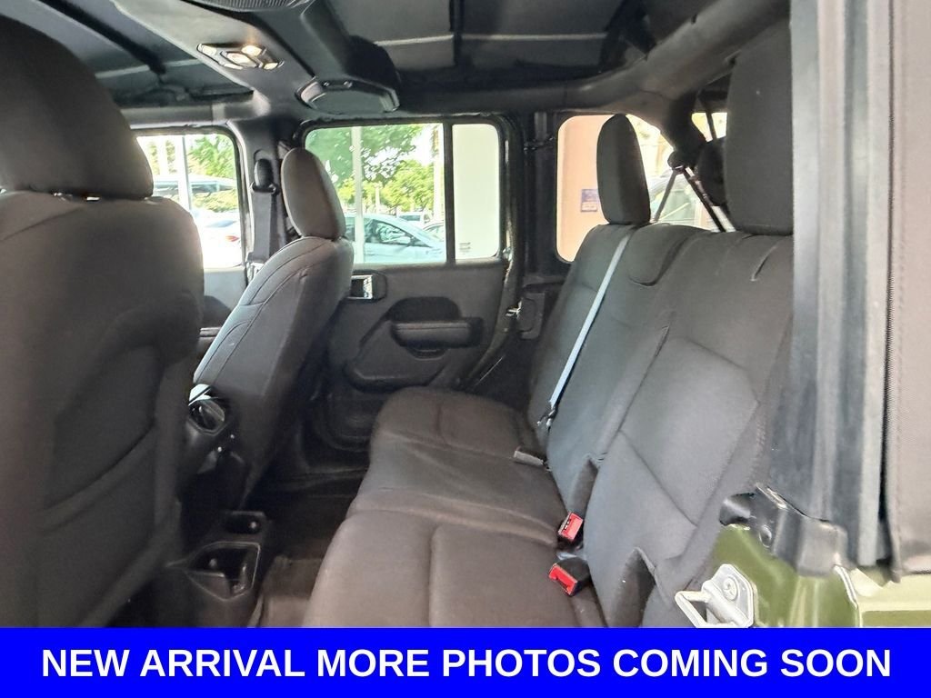 Used 2022 Green Jeep Unlimited Sport S image 12