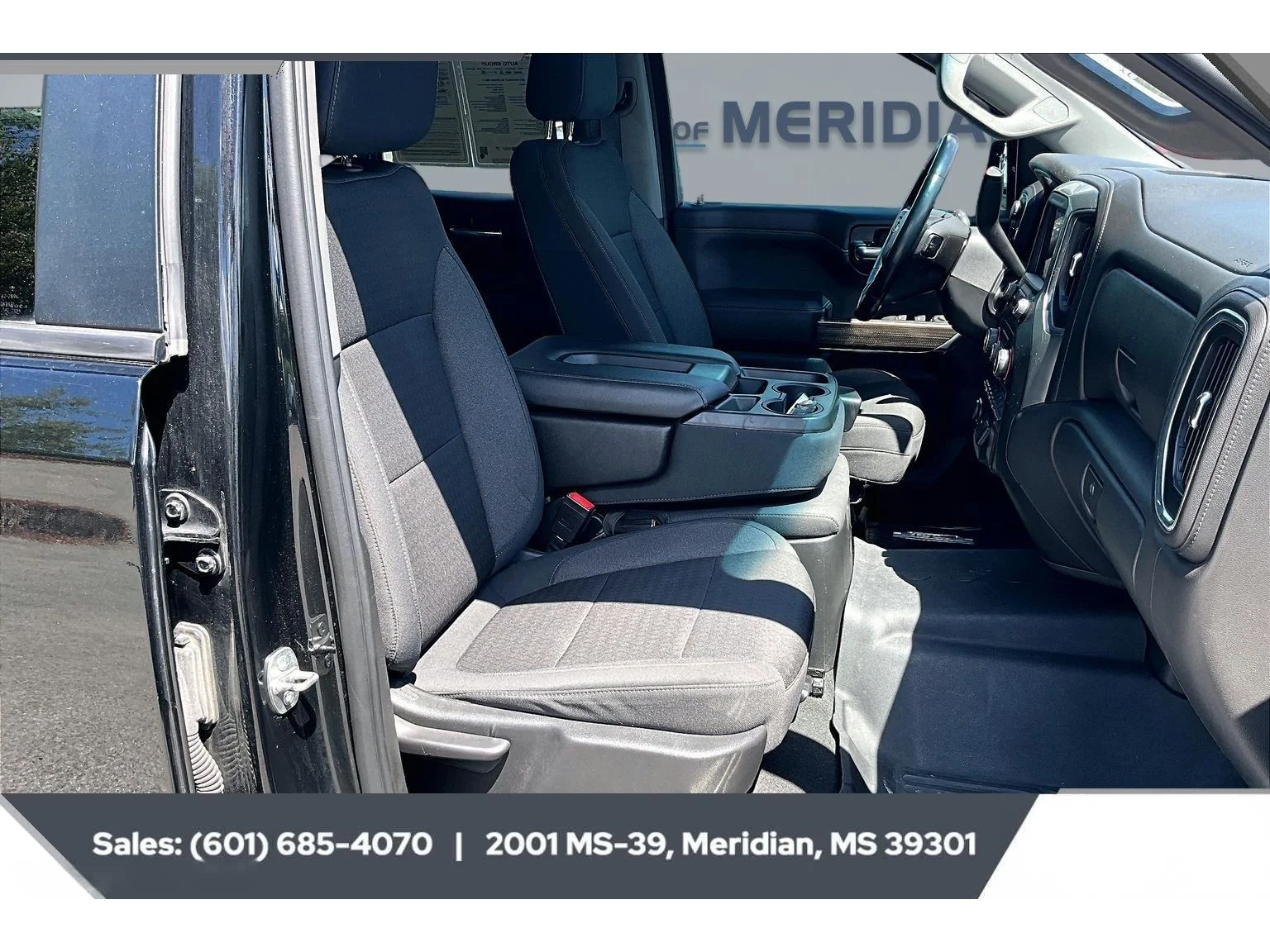 Used 2021 MOSAIC BLACK METALLIC Chevrolet LT image 6
