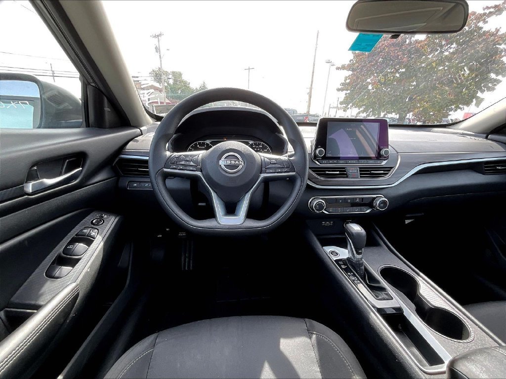 Used 2025 Gray Nissan 2.5 SV image 10