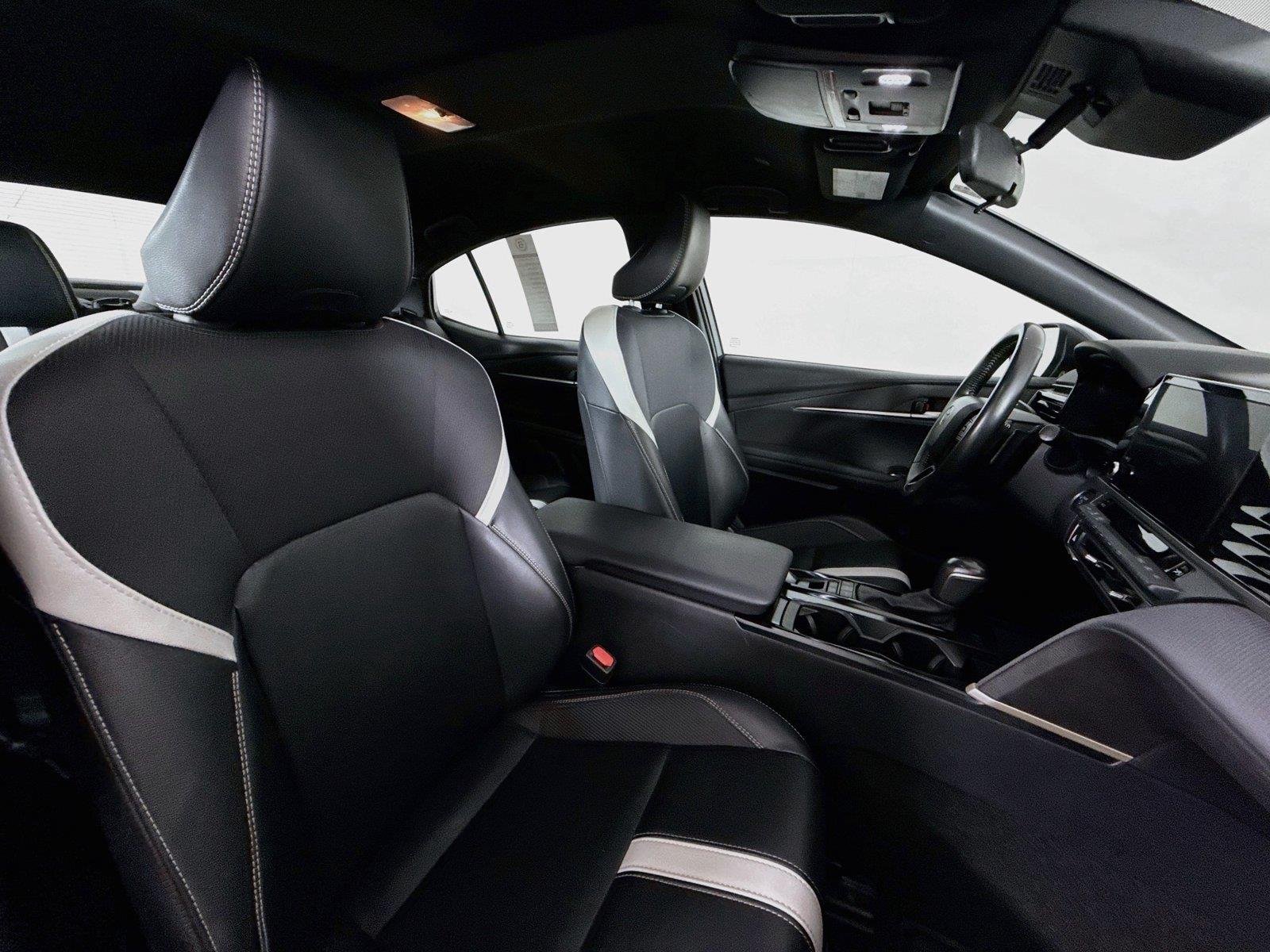 Used 2025 Underground Toyota SE image 40
