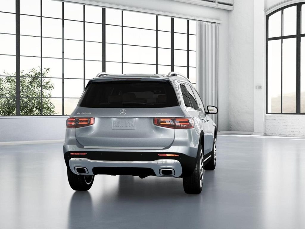 New 2026  Mercedes-Benz GLB 250 image 24