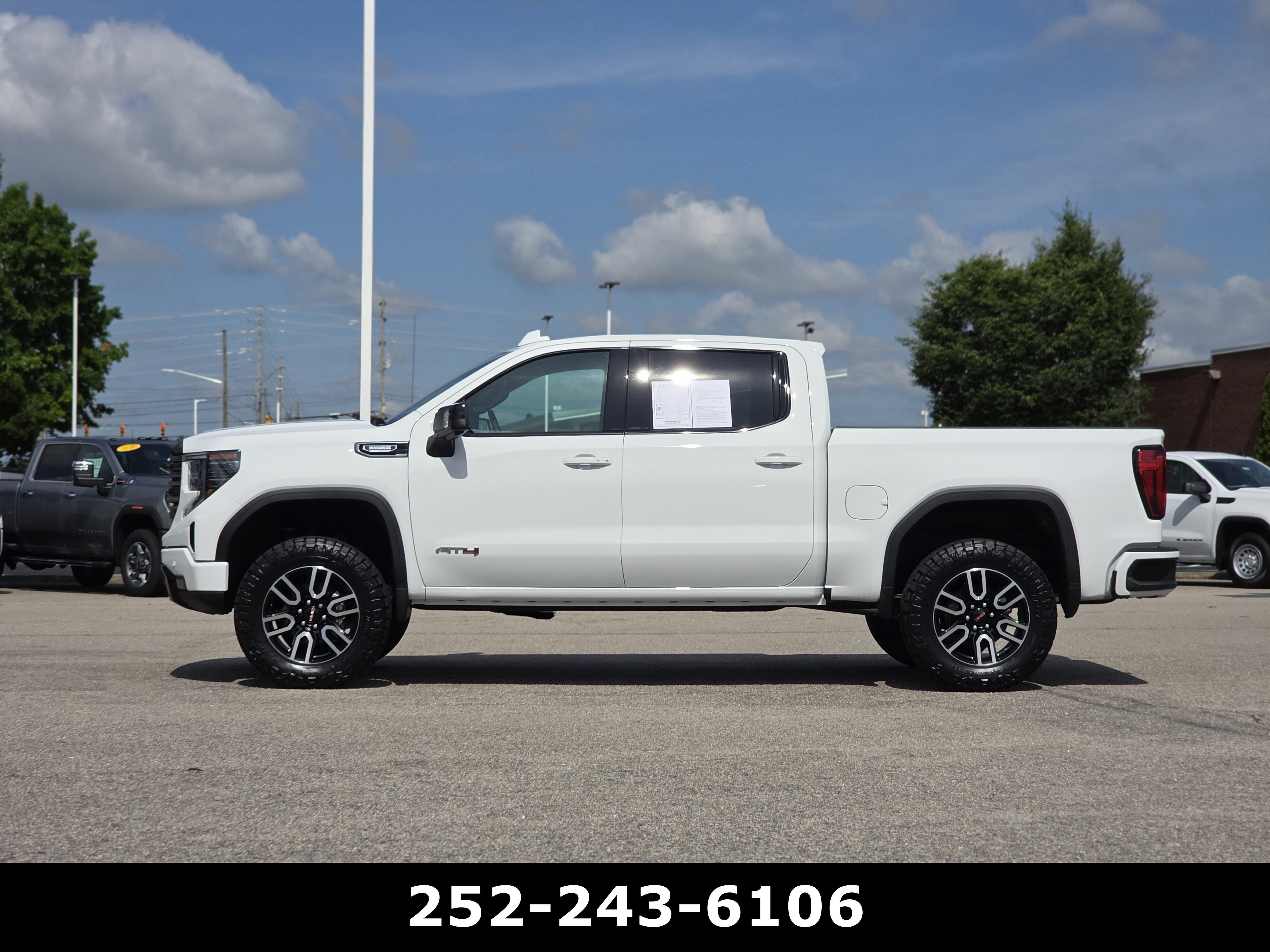 Used 2026 Summit White GMC AT4 image 4