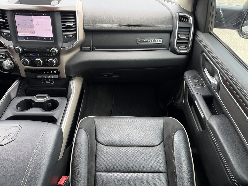 Used 2022 Silver Ram Laramie image 18