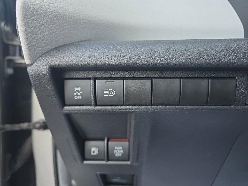 Certified Used 2025 Silver Toyota LE image 17