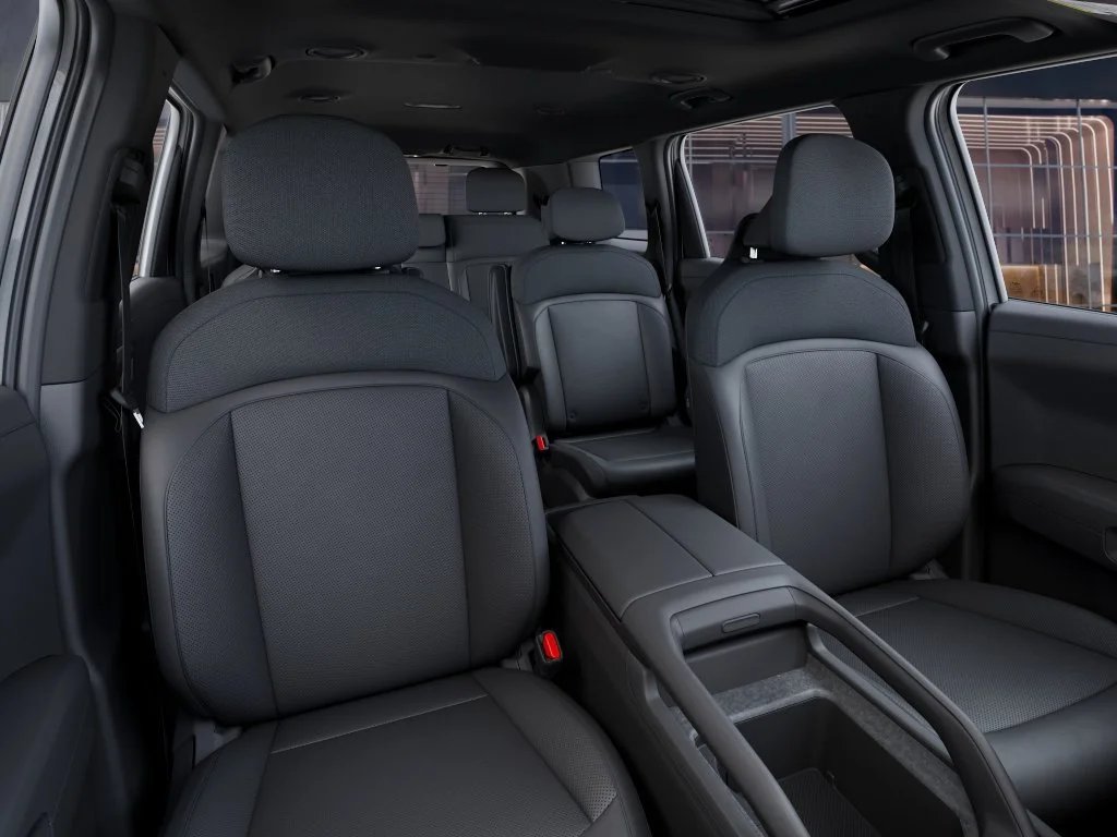 New 2027 Glacial White Pearl Kia S image 15