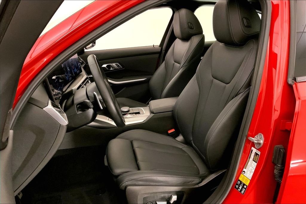 Used 2023 Melbourne Red Metallic BMW  image 13
