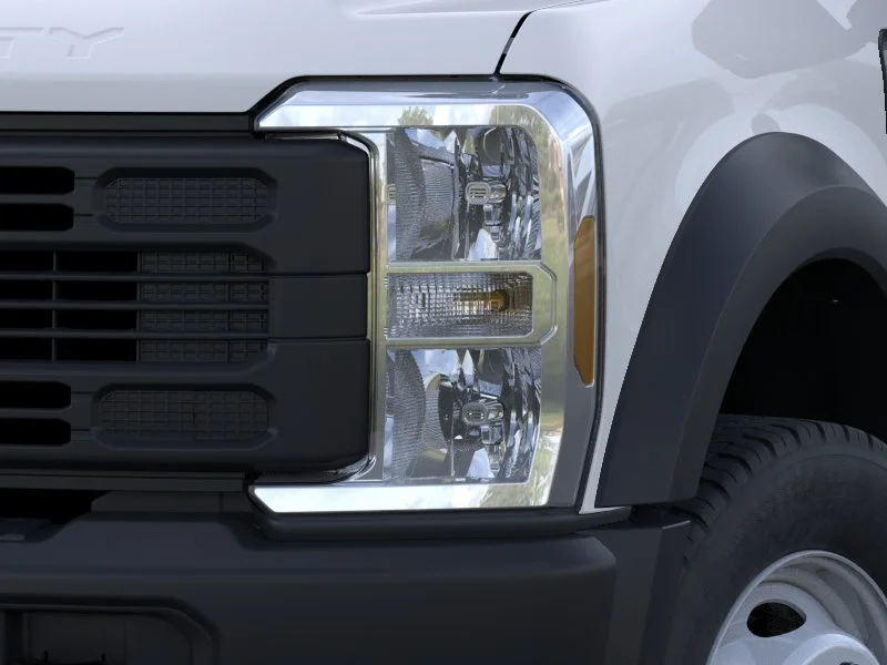 New 2026 Oxford White Ford F-550® XL image 18