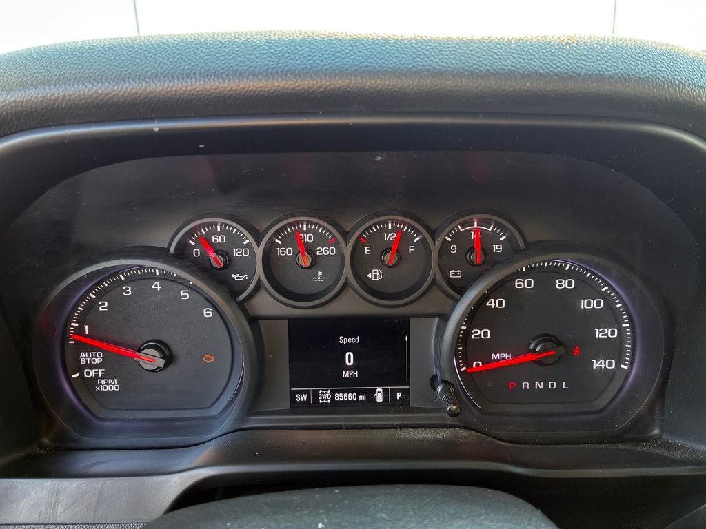 Used 2020 White Chevrolet Custom image 12
