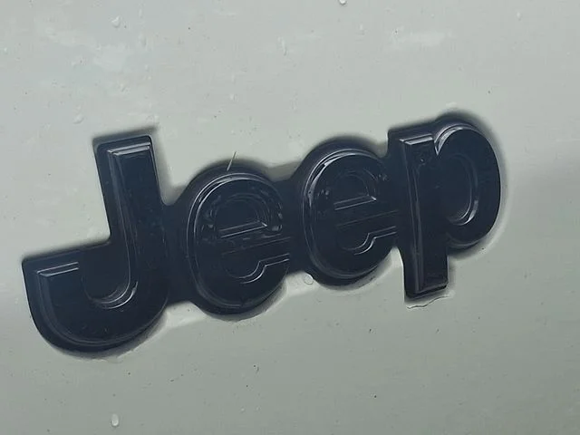 Used 2023 White Jeep Limited image 32