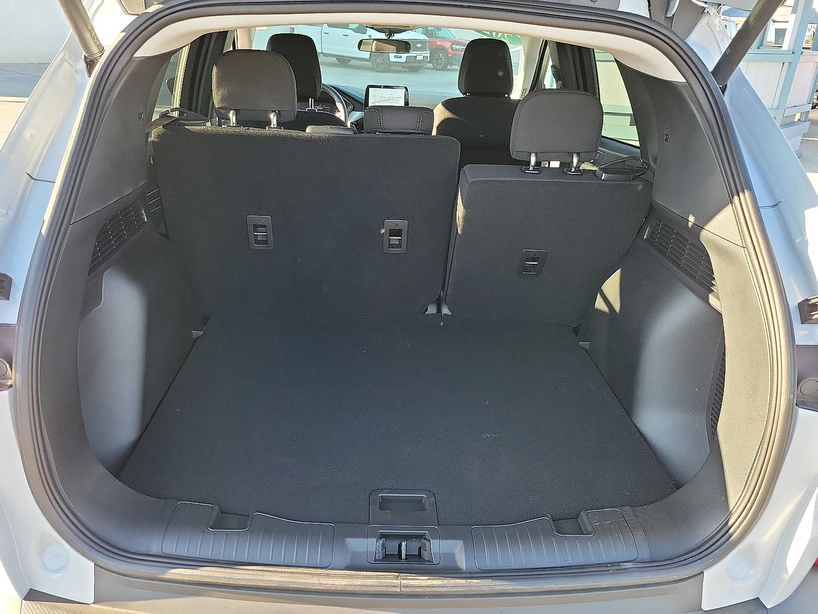 Used 2025 Silver Metallic Ford Active image 22