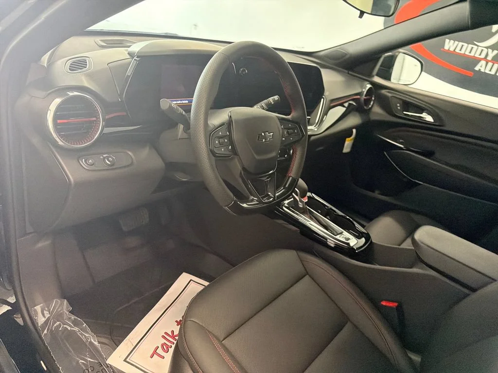 New 2026 Mosaic Black Metallic Chevrolet 2RS image 12