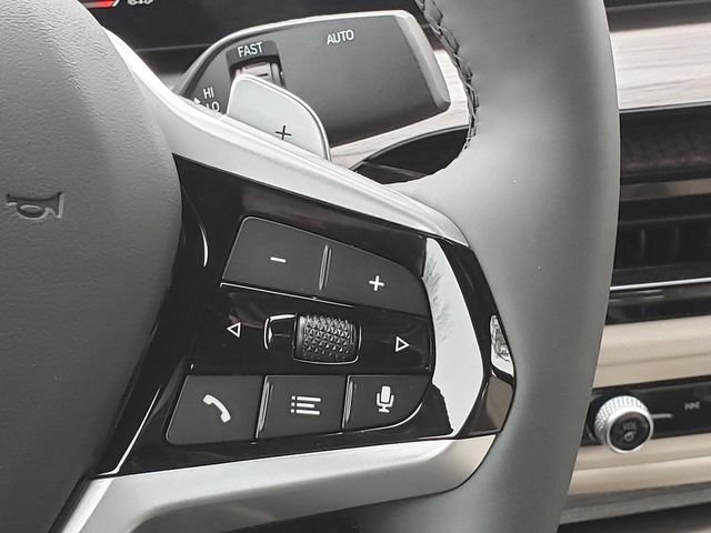 2026 BMW 3 Series 330i - Photo 23