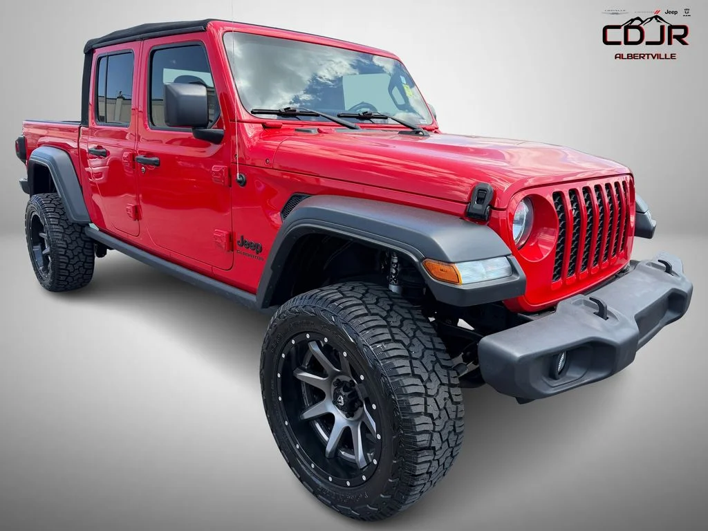 2020 Jeep Gladiator Sport S's photo