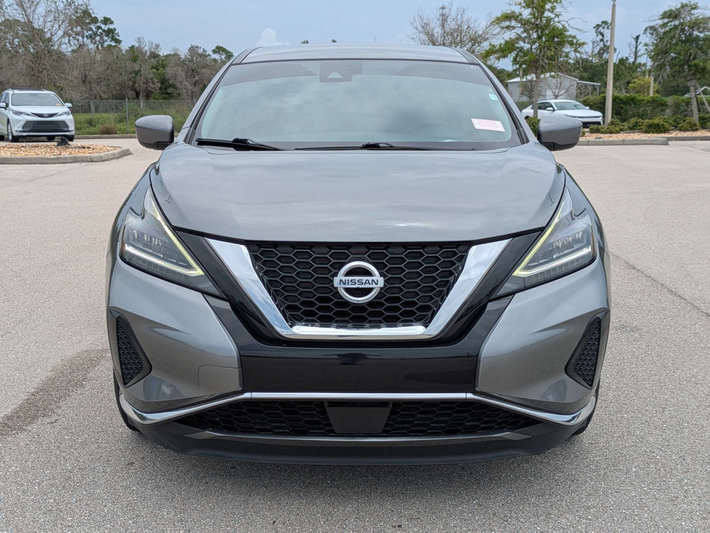 Used 2022 Gun Metallic Nissan S image 3