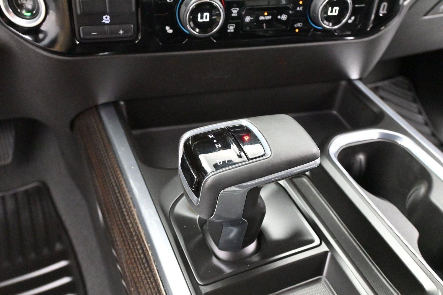 Used 2025 Summit White Chevrolet LT image 20
