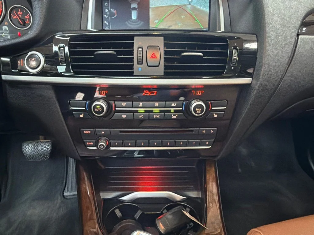 Used 2017 Deep Sea Blue Metallic BMW xDrive28i image 21
