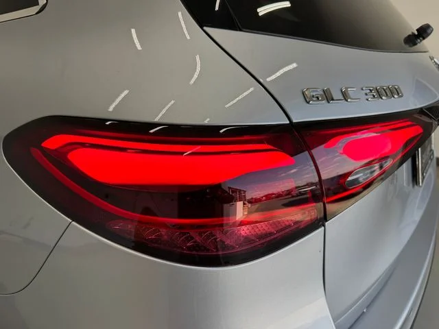 New 2027 Silver Mercedes-Benz GLC 300 image 35