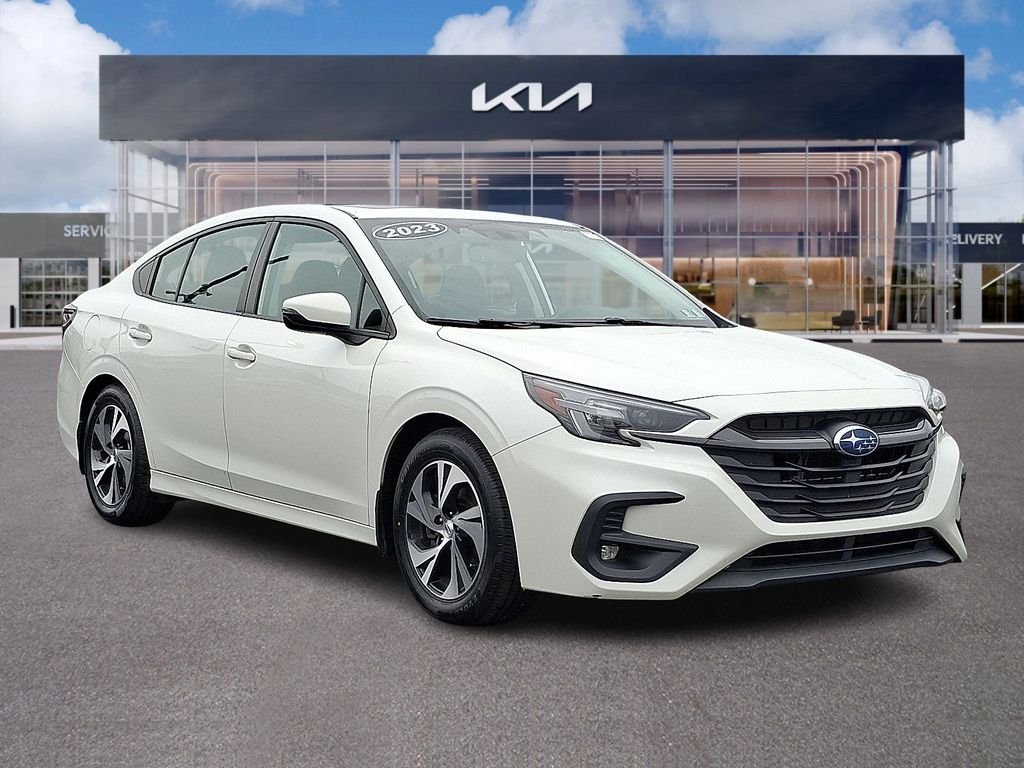 2023 Subaru Legacy Premium's photo