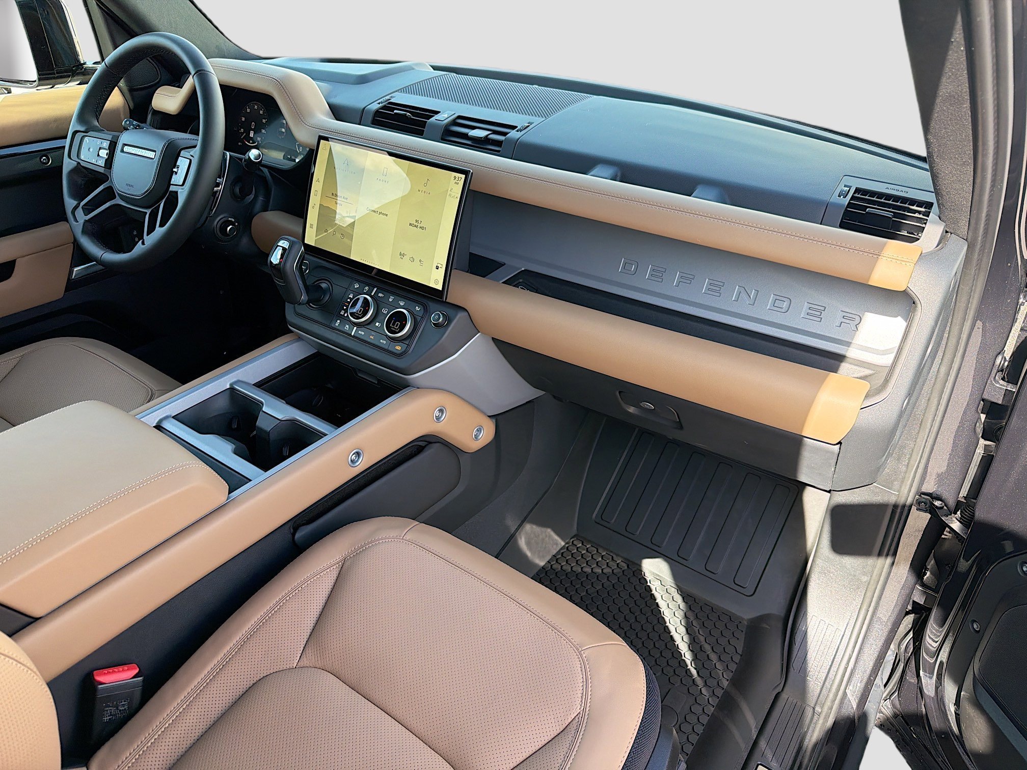 New 2026 Carpathian Grey LAND ROVER V8 image 12