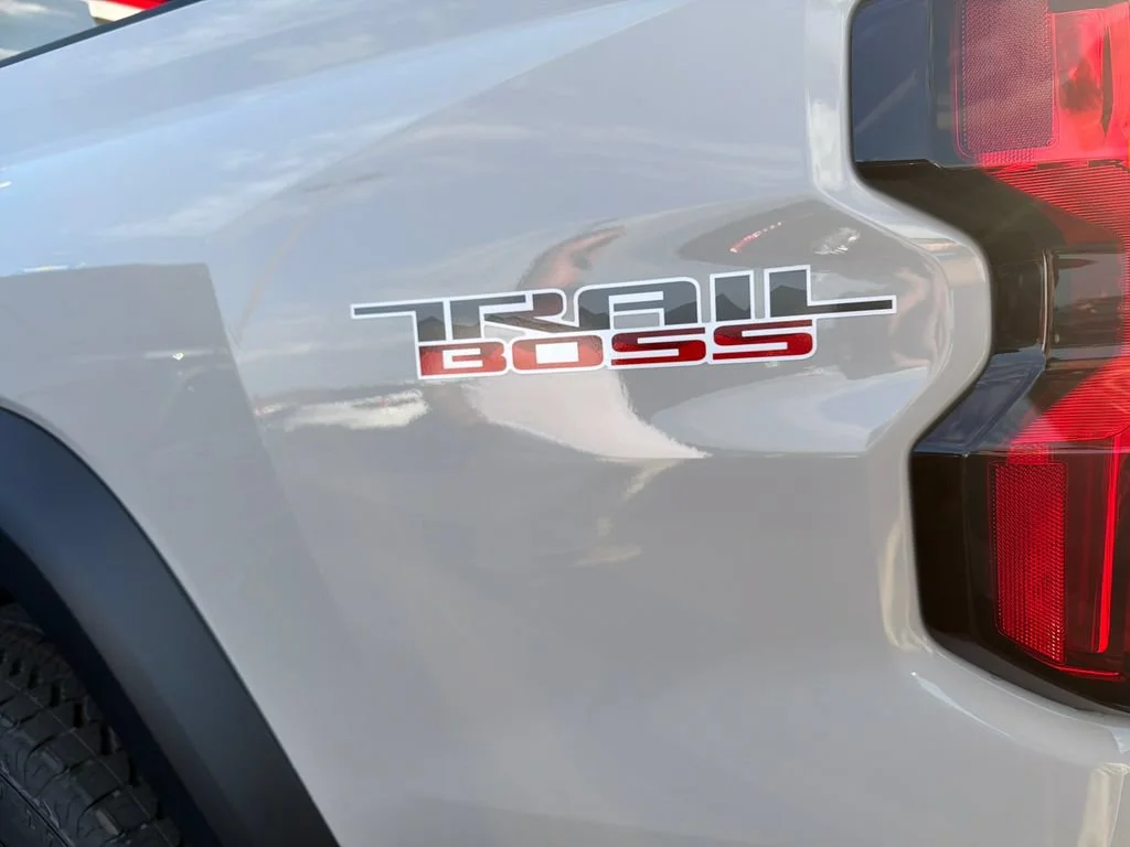 2026 Chevrolet Colorado Trail Boss - Photo 30