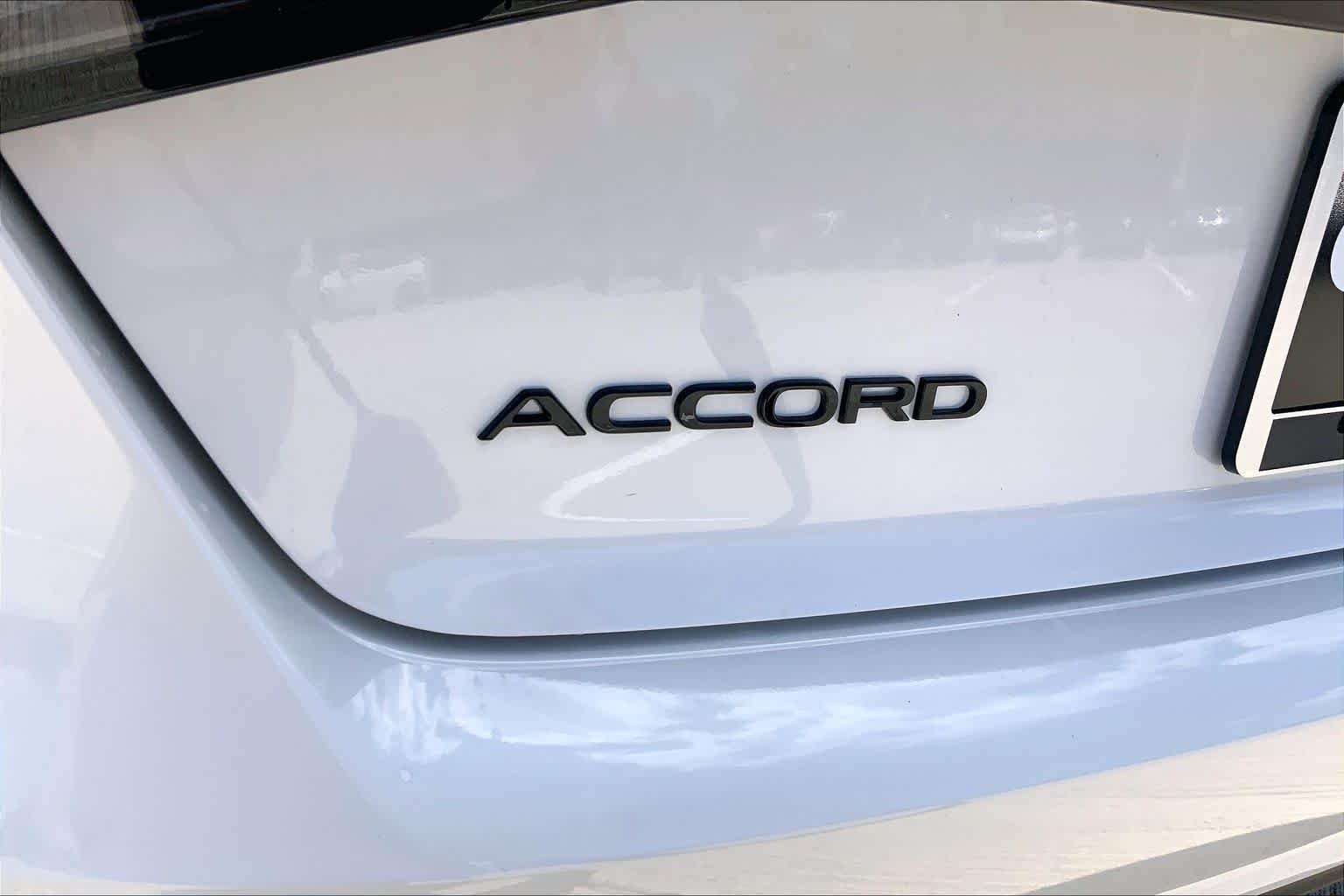 New 2026 Platinum White Pearl Honda Sport Hybrid image 15