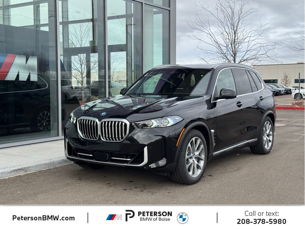 2026 BMW X5 xDrive50e's photo