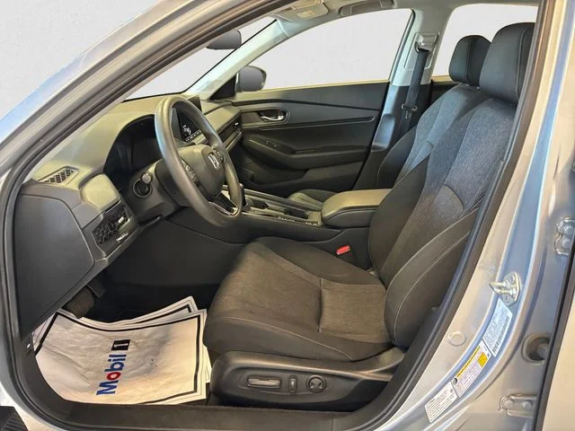 Used 2024 Solar Silver Honda EX image 10