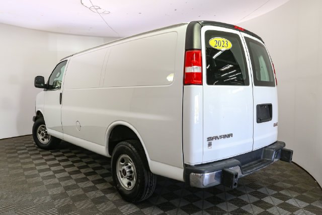 Used 2023 White GMC Work Van image 7