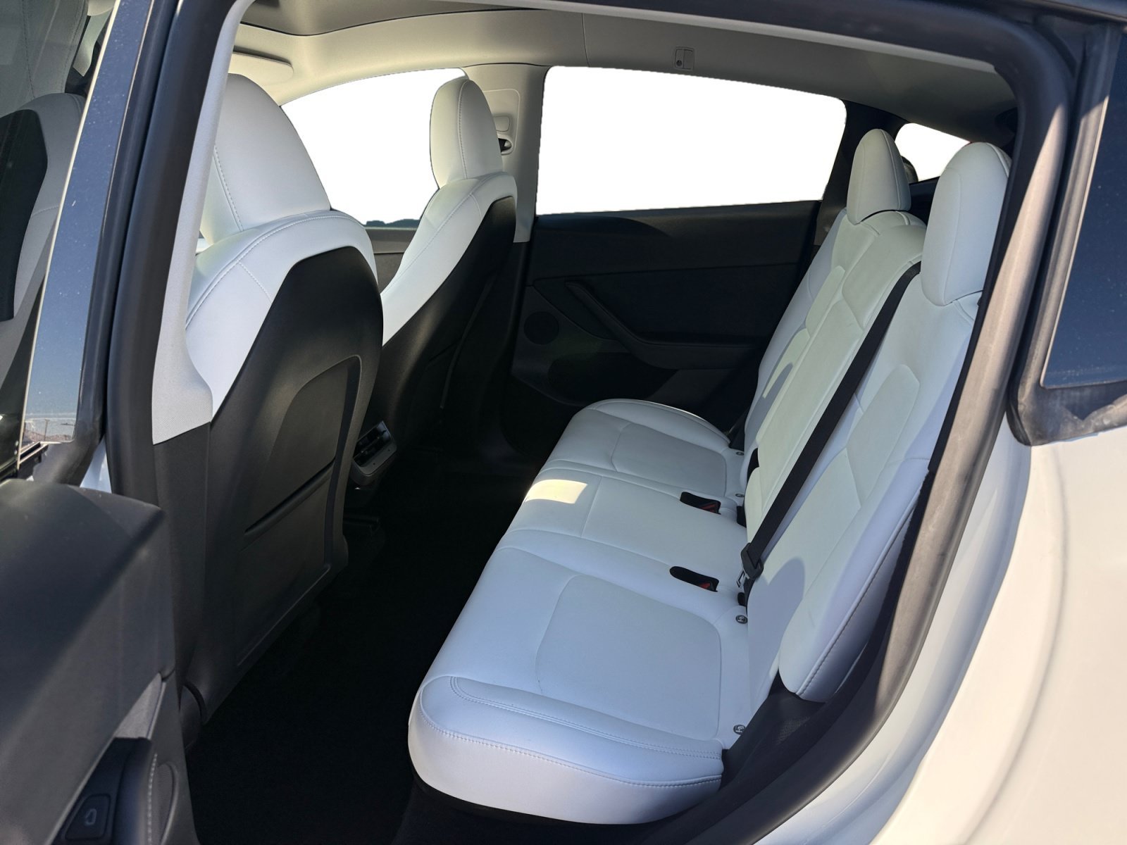 Used 2023 Pearl White Multi-Coat Tesla Long Range image 16