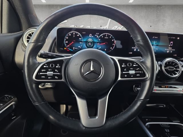 Used 2023 Black Mercedes-Benz GLB 250 image 21