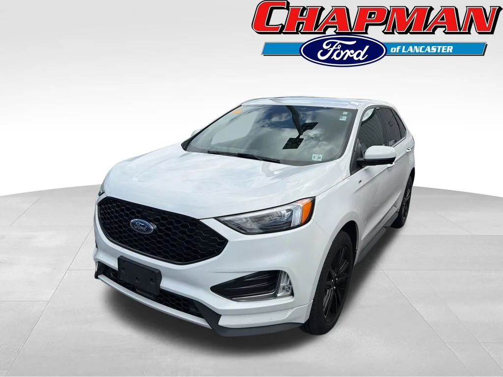 2022 Ford Edge ST-Line AWD's photo