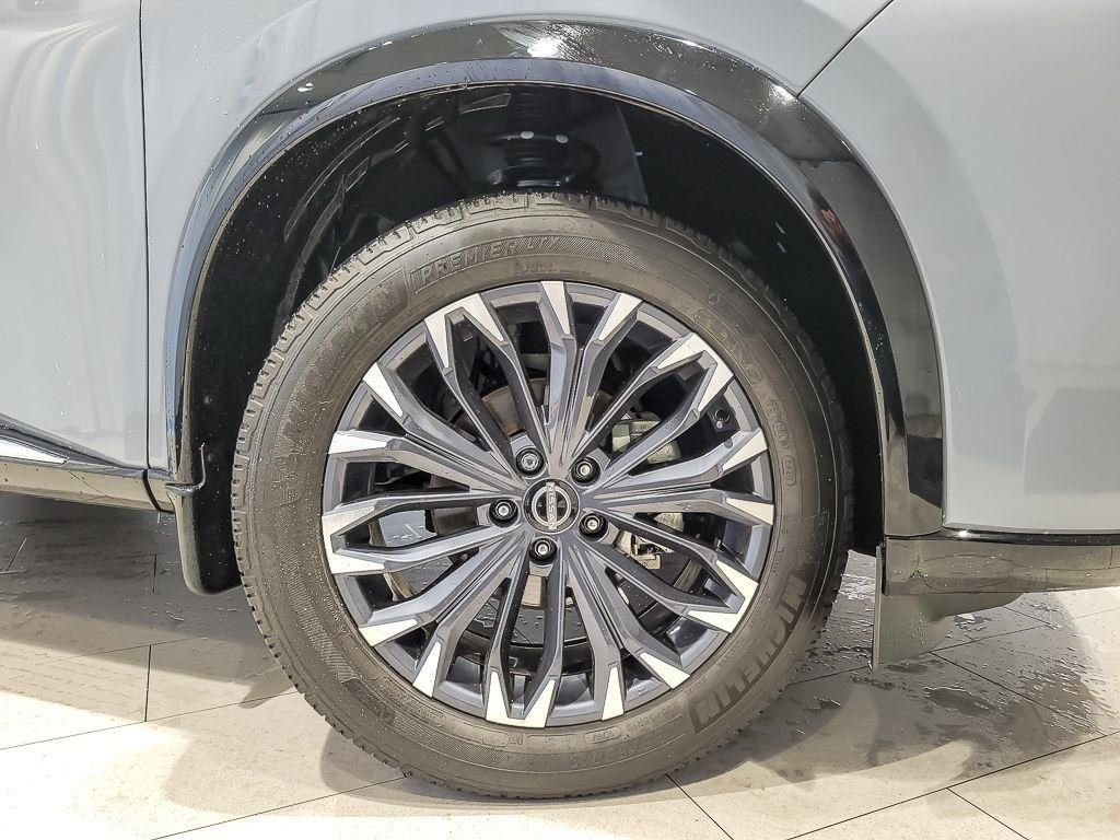 Used 2024 Boulder Gray Nissan Platinum image 6