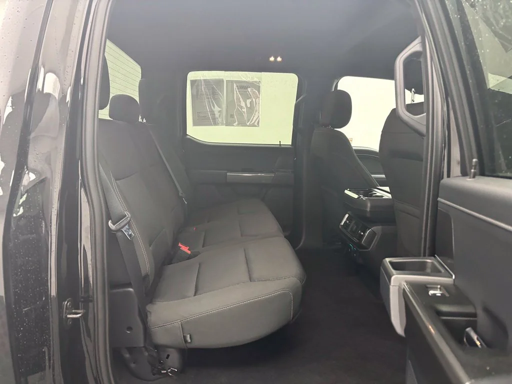 Used 2023 Black Ford XLT image 43