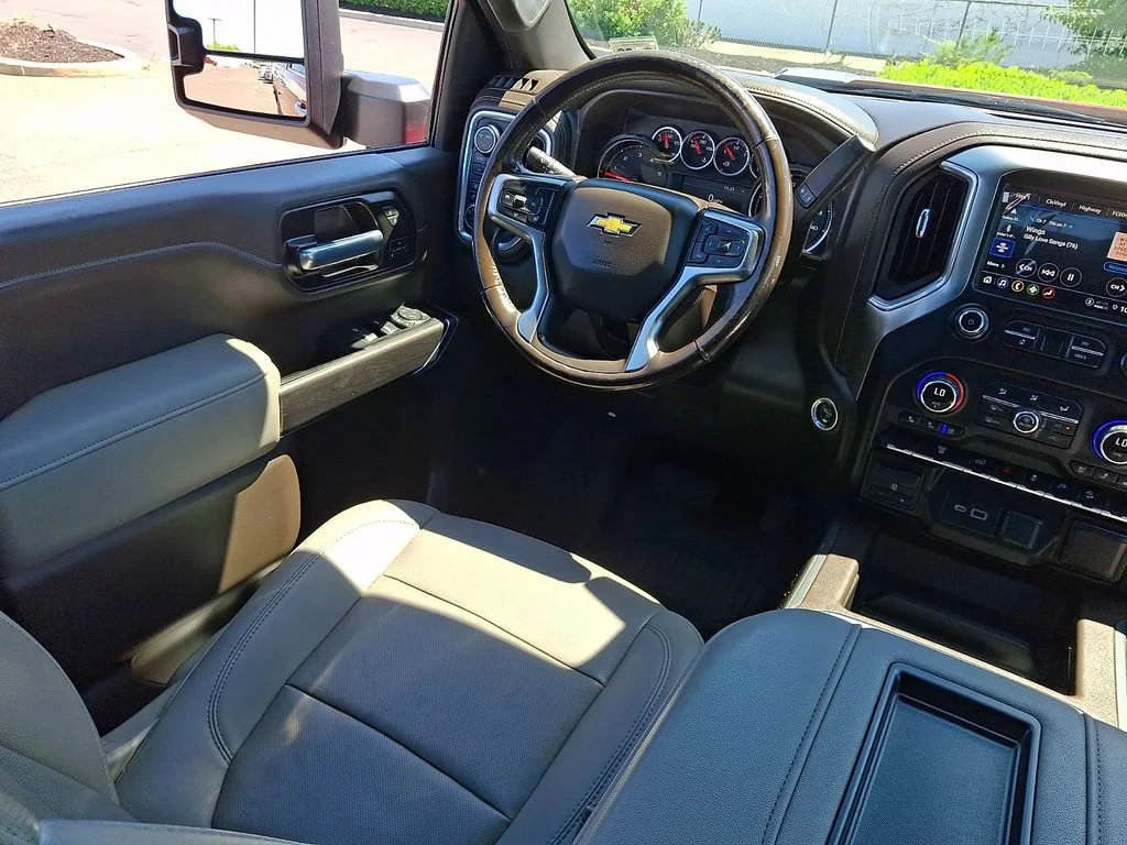 Used 2021 CHERRY RED TINTCOAT Chevrolet LTZ image 15