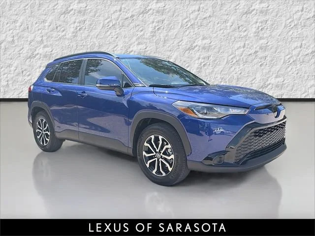 2023 Toyota Corolla Cross Hybrid SE