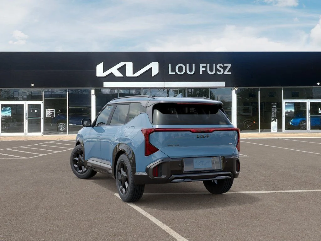 New 2027 Frost Blue Kia X-Line S image 4