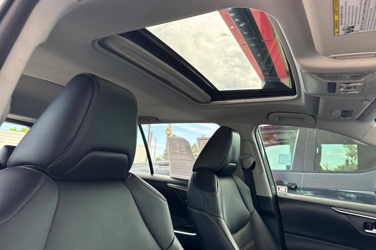 Certified Used 2023  Toyota XLE Premium image 23